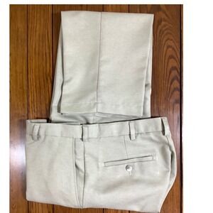 Haggar Mens 32x32 Tan Herringbone Dress Pants Office Career Casual Trousers